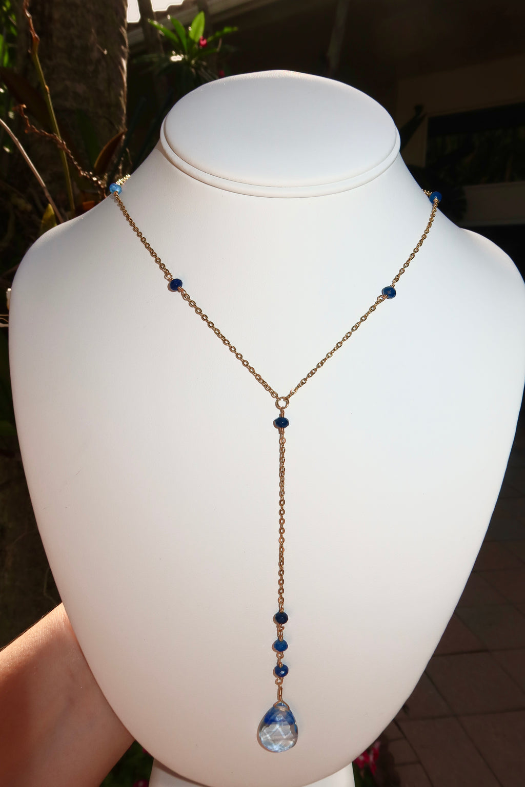 Shy Necklace